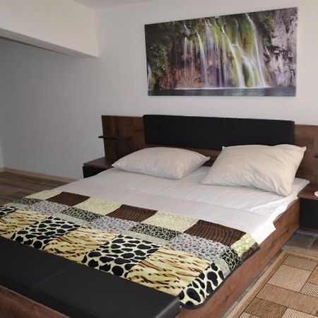 Apartmani Rizvic Velika Kladusa Eksteriør billede